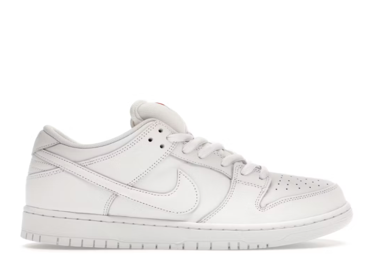 SB Dunk Low Pro - Triple White