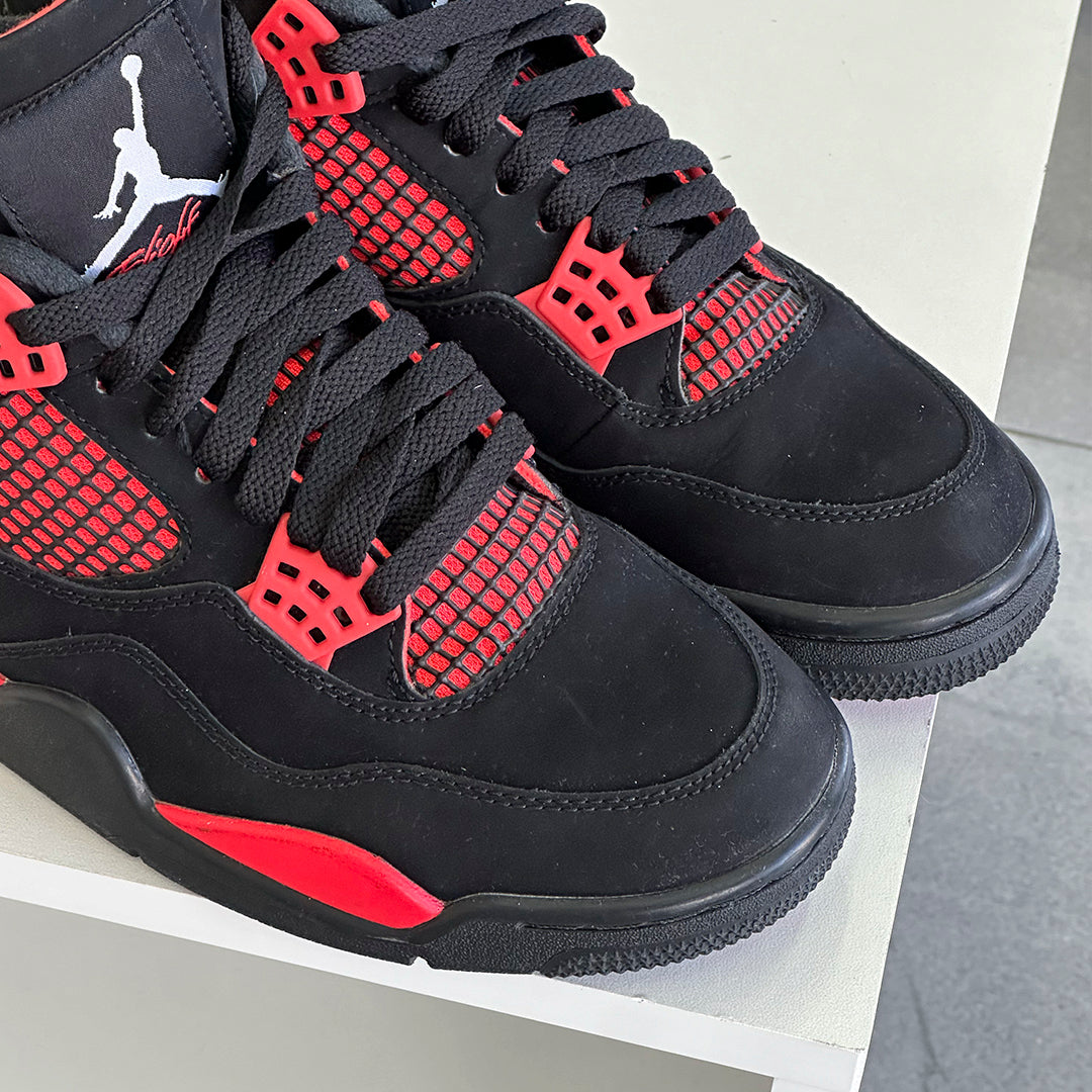 Jordan 4 Retro - Red Thunder (PREOWNED)