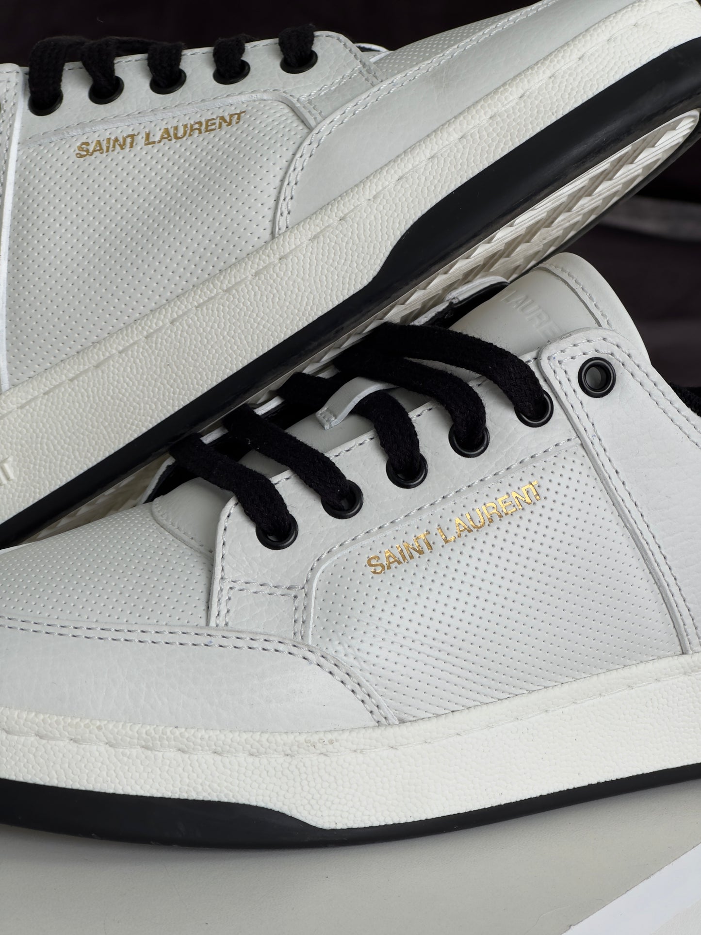 Saint Laurent Low Top  - White Leather (PREOWNED)