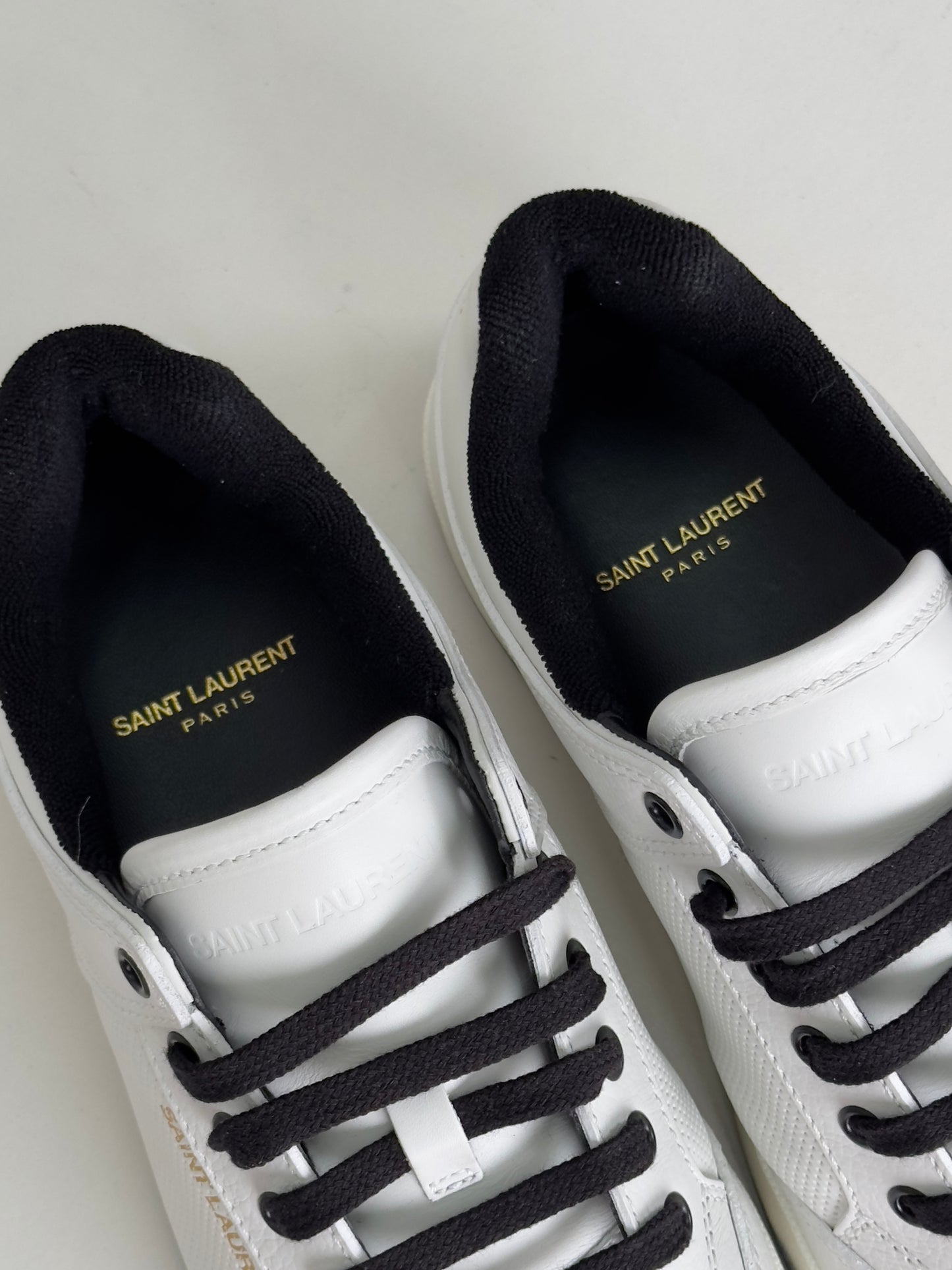 Saint Laurent Low Top  - White Leather (PREOWNED)