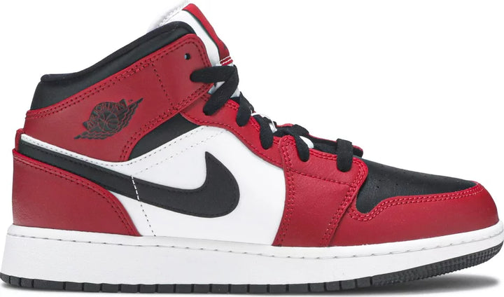 Jordan 1 Mid - Chicago Black Toe (GS)